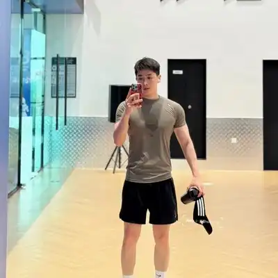许坤